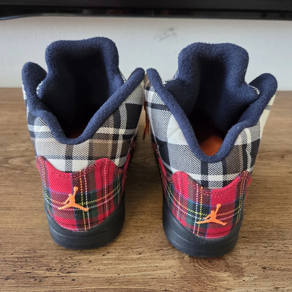 RARE Jordan 5 retro plaid Size 2Y